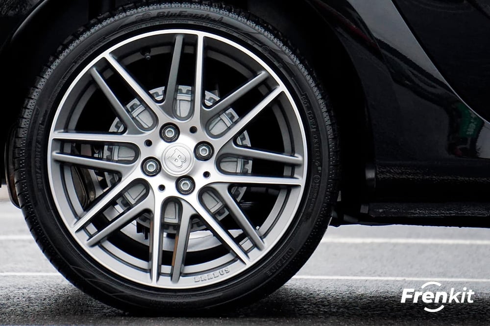 Que es mejor, ¿reparar la pinza de freno del coche o cambiarla_