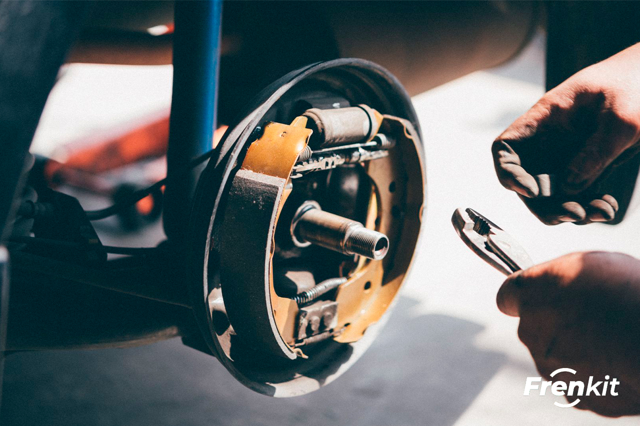 When should drum brakes be replaced?